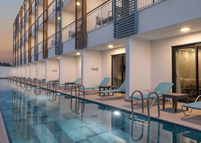 Arcanus Trendline Hotel Side